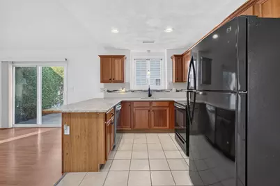 66 Par Ln #66, Tewksbury, MA 01876 - Photo 9