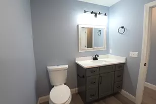 12 Willow St, Chicopee, MA 01020 - Photo 11