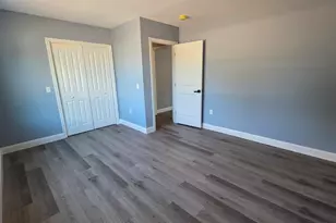 12 Willow St, Chicopee, MA 01020 - Photo 29