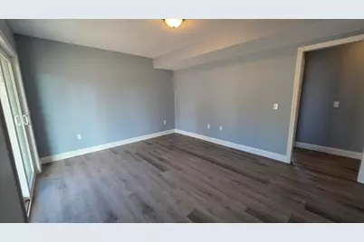 12 Willow St, Chicopee, MA 01020 - Photo 33