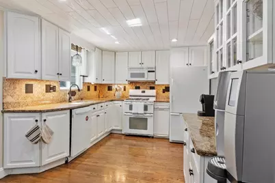 31 Paul Ave, Peabody, MA 01960 - Photo 9