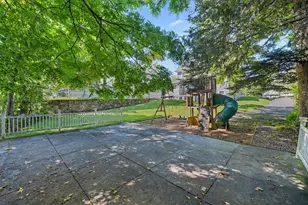 19 S Lenox St, Worcester, MA 01602 - Photo 39