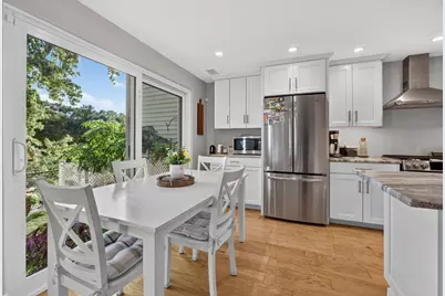 52 Warren St #2, Peabody, MA 01960 - Photo 7