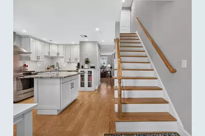 52 Warren St #2, Peabody, MA 01960 - Photo 9