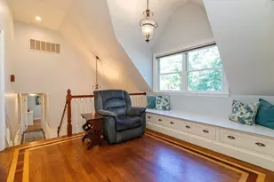 30 Sarah St, Burlington, MA 01803 - Photo 23