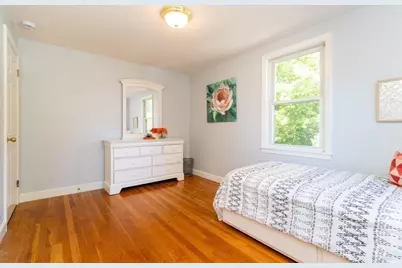 30 Sarah St, Burlington, MA 01803 - Photo 25