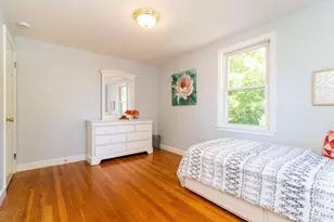 30 Sarah St, Burlington, MA 01803 - Photo 25