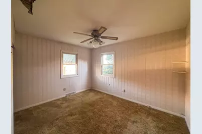 7 Ann Ave, Dartmouth, MA 02747 - Photo 11