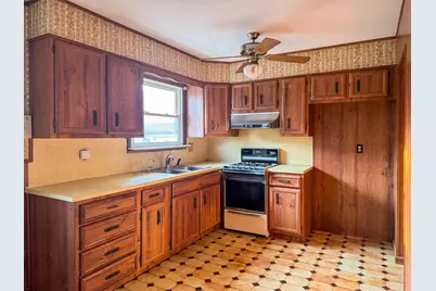 7 Ann Ave, Dartmouth, MA 02747 - Photo 17