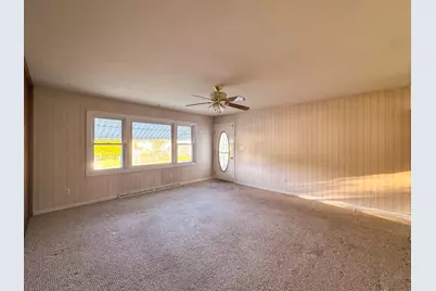 7 Ann Ave, Dartmouth, MA 02747 - Photo 19
