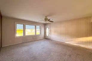 7 Ann Ave, Dartmouth, MA 02747 - Photo 19