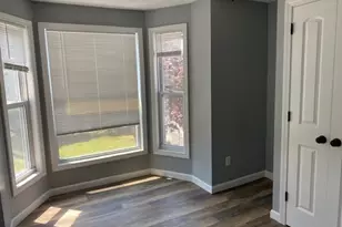 5 Sibley Ave, Westfield, MA 01085 - Photo 9