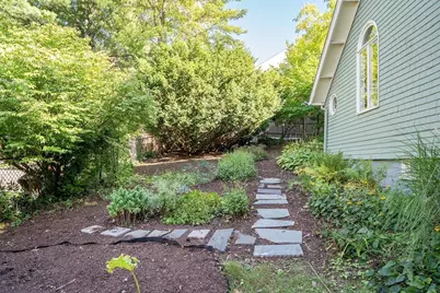 36 Warwick Rd, Watertown, MA 02472 - Photo 23