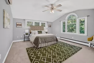 10 Stanton St, Saugus, MA 01906 - Photo 19