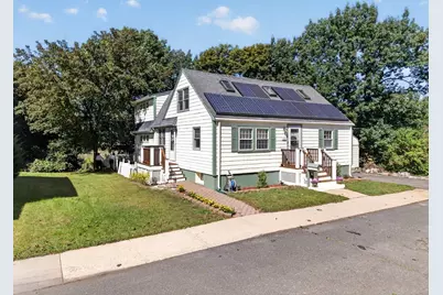 10 Stanton St, Saugus, MA 01906 - Photo 27
