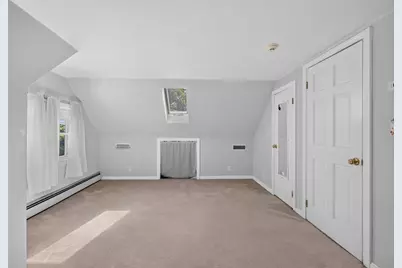 10 Stanton St, Saugus, MA 01906 - Photo 15