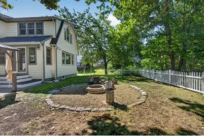 10 Stanton St, Saugus, MA 01906 - Photo 23