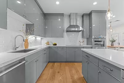 36 Elmwood Ave #11, Winchester, MA 01890 - Photo 9