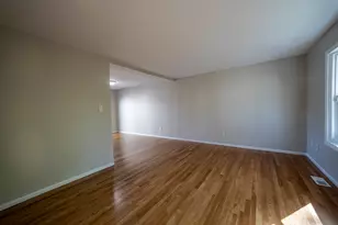 357 Boylston, Lowell, MA 01852 - Photo 7