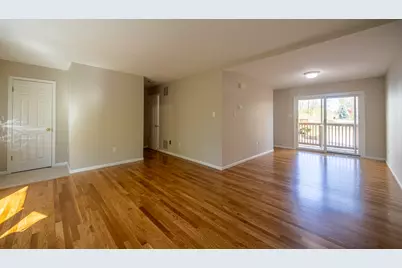 357 Boylston #3, Lowell, MA 01852 - Photo 5
