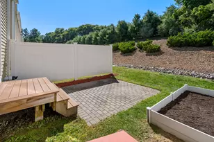 303 Crystal Way, Bellingham, MA 02019 - Photo 17