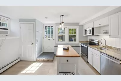 60 Guernsey St. #1, Boston, MA 02131 - Photo 5