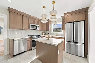 26 Gorham St, Dartmouth, MA 02748 - Photo 7