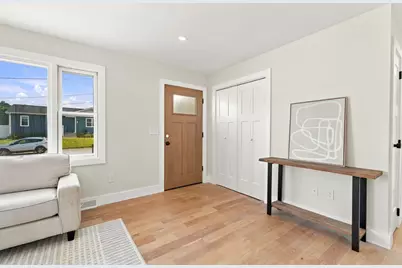 26 Gorham St, Dartmouth, MA 02748 - Photo 5