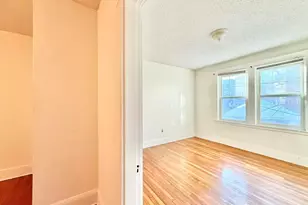 26 Chiswick Rd, Boston, MA 02135 - Photo 9