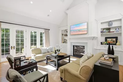 12 Prides Circle, Andover, MA 01810 - Photo 5