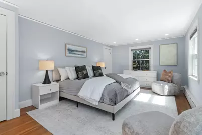 19 Saint Mary's St, Newton, MA 02462 - Photo 13