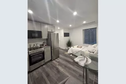 585 Essex St #419, Lynn, MA 01901 - Photo 3