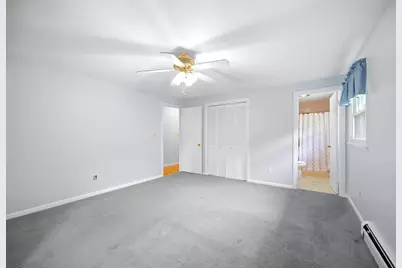 2 Drake Lane, Holyoke, MA 01040 - Photo 13