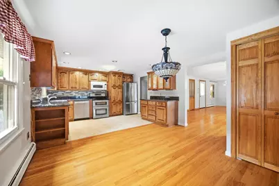 2 Drake Lane, Holyoke, MA 01040 - Photo 9