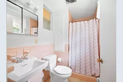 2 Drake Lane, Holyoke, MA 01040 - Photo 15
