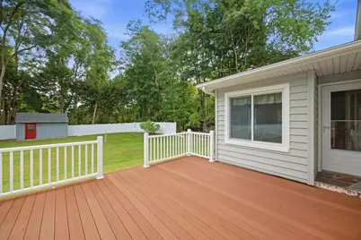2 Drake Lane, Holyoke, MA 01040 - Photo 21