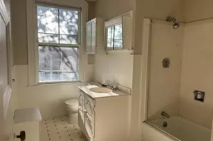 82 Pleasant St, Woburn, MA 01801 - Photo 9