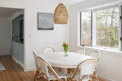 39 River Glen Rd, Wellesley, MA 02481 - Photo 9