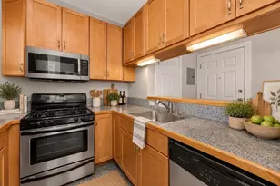 330 Summit Ave, Boston, MA 02135 - Photo 11