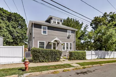 64 Webster St, Lynn, MA 01902 - Photo 3