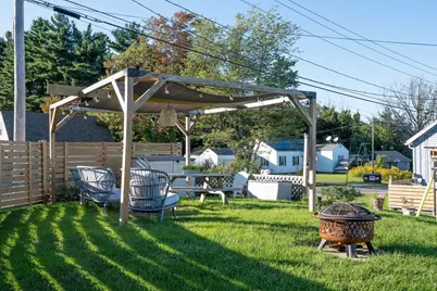 10 Russell Stage Rd, Blandford, MA 01008 - Photo 7