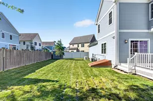 34 Senator Bolling Cir, Boston, MA 02124 - Photo 37