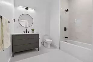 13 Clyde St, Somerville, MA 02145 - Photo 7