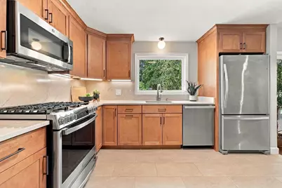 19 Berkeley Road, Framingham, MA 01701 - Photo 9