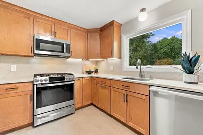 19 Berkeley Road, Framingham, MA 01701 - Photo 11
