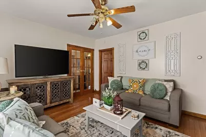 35 Godfrey St, Taunton, MA 02780 - Photo 5