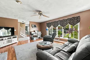 3320 County St, Somerset, MA 02726 - Photo 5