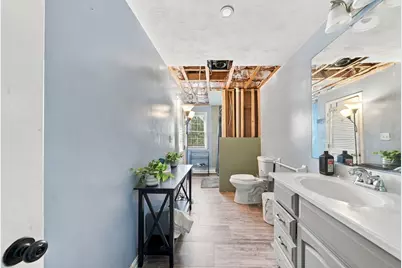 3320 County St, Somerset, MA 02726 - Photo 11
