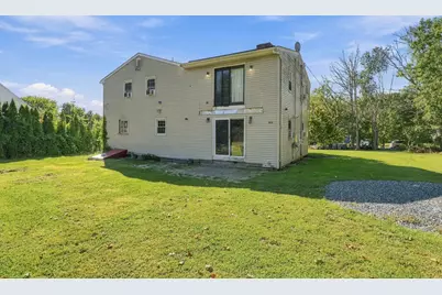 3320 County St, Somerset, MA 02726 - Photo 21