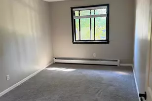 655 W Lowell Ave, Haverhill, MA 01832 - Photo 9